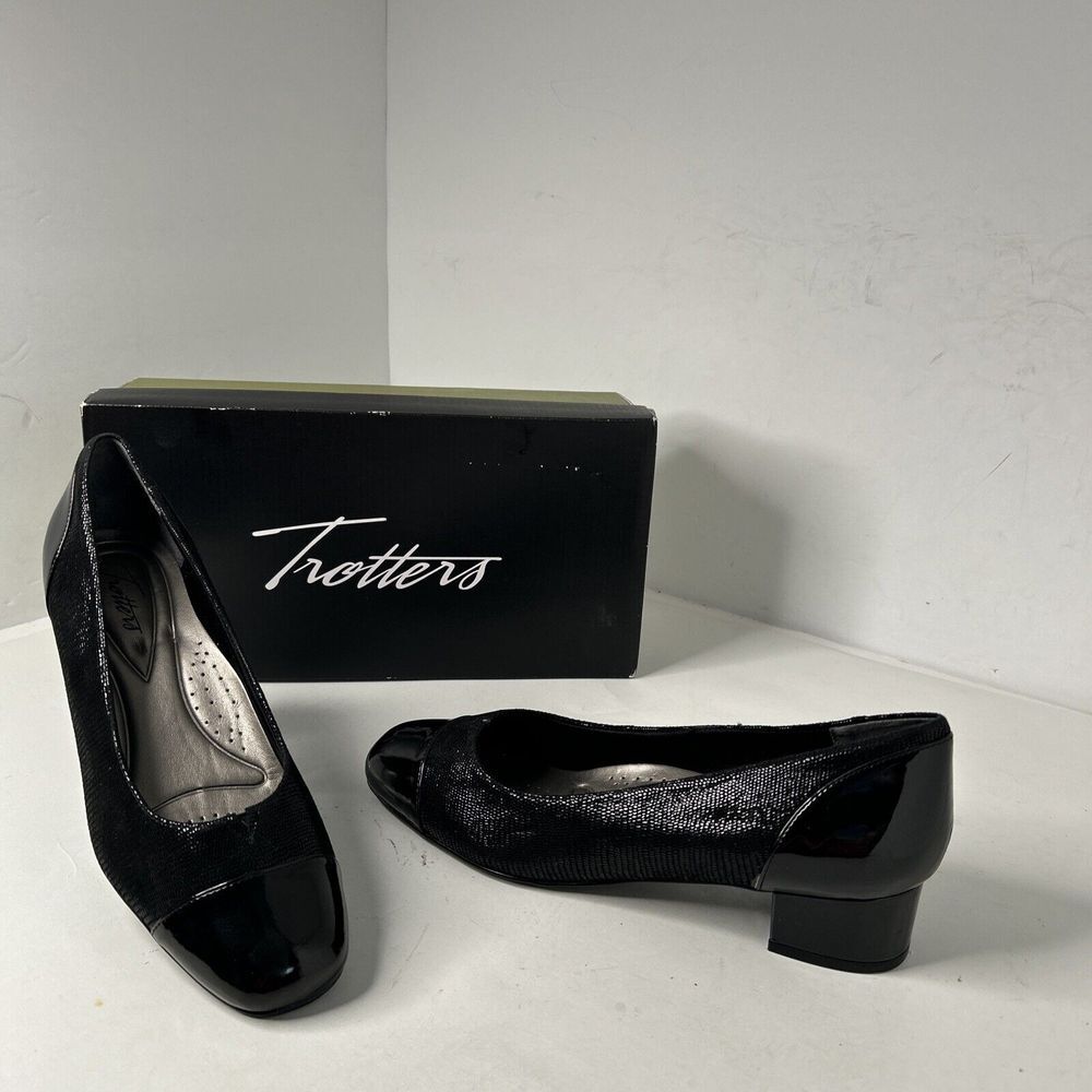 TROTTERS Women's Danielle Black Lizard  size‎ 9.5 M  NIB